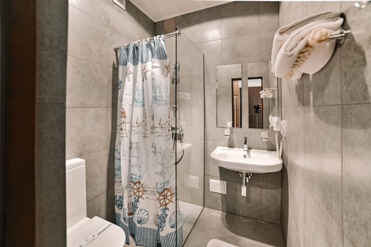 Park Hotel Switzerland Obariv Esterno foto